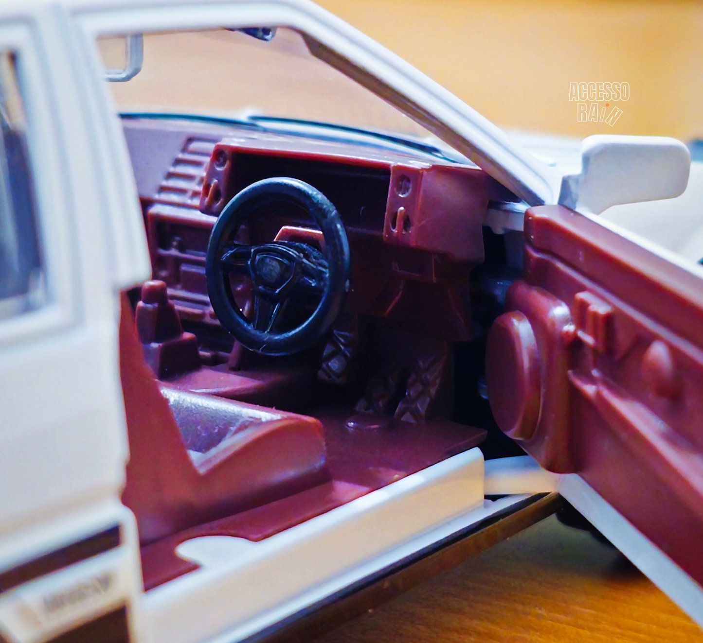 Toyota Trueno AE86 White Diecast 1:32