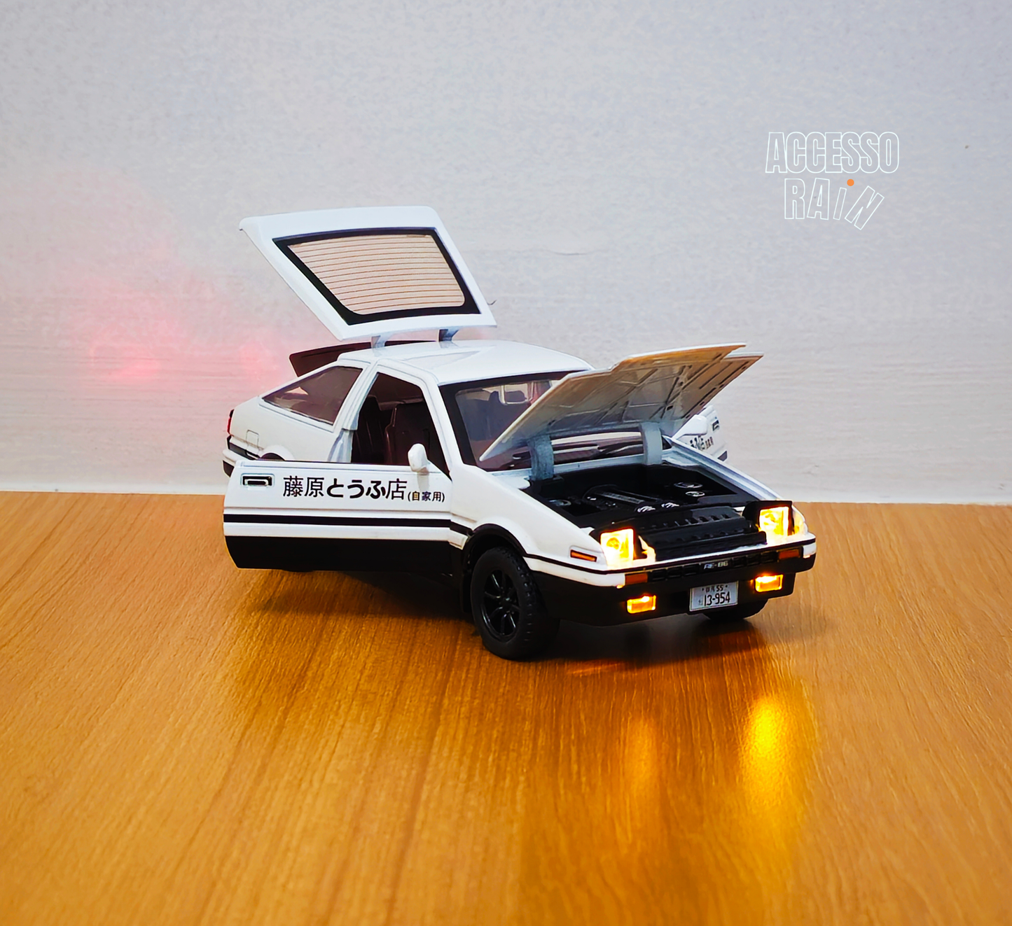 Toyota Trueno AE86 White Diecast 1:32