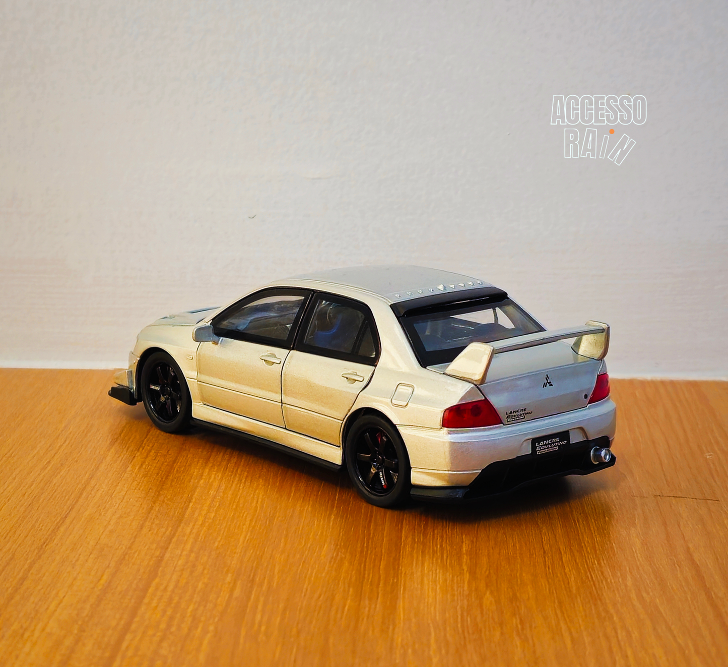 Mitsubishi Lancer Evolution Gray Diecast 1:32
